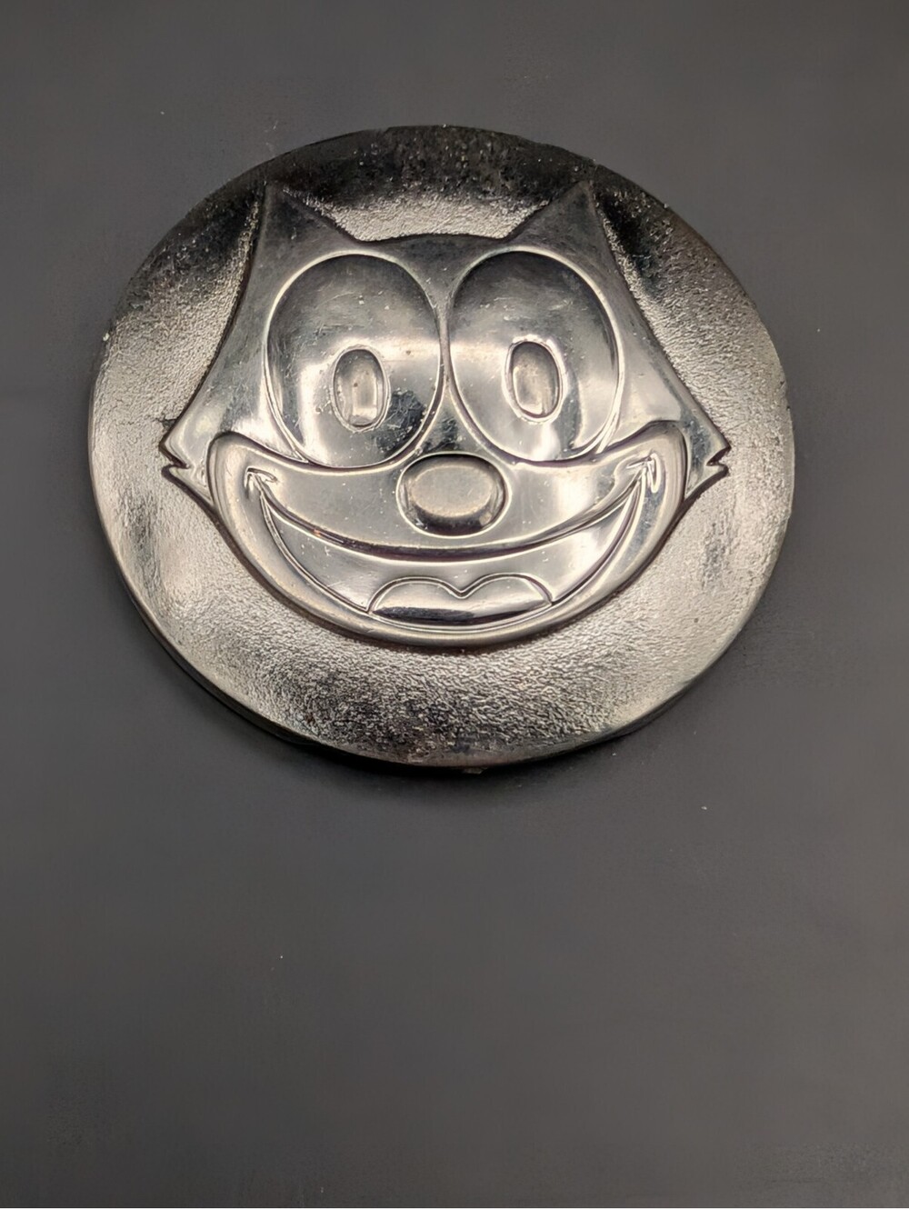 Vintage Felix The Cat Compact Case Cover Engine Turned Silver Tone Metal 1.75"